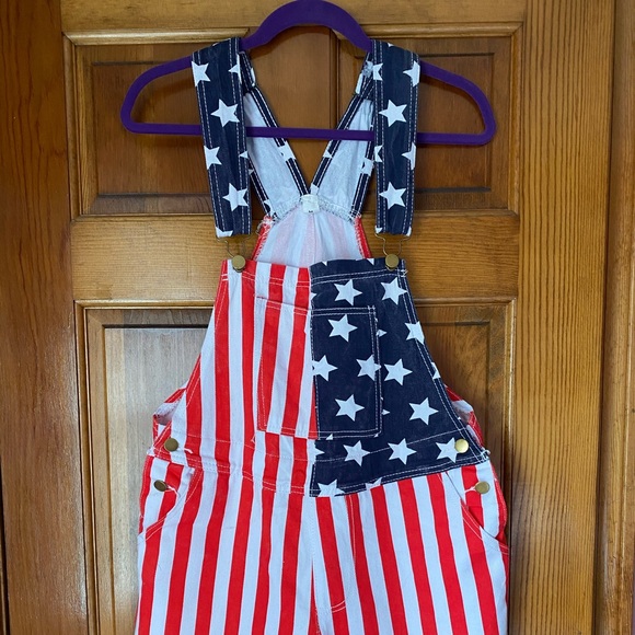 Chubberalls Flag Short Overalls 